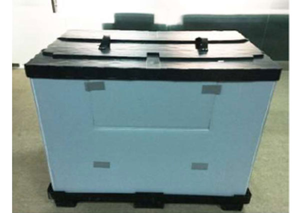 Injection-molded top and bottom covers with panel boxes